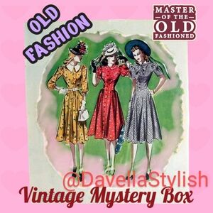 🕰️⌛Vintage / Retro Mystery Box 10 items👚👖👢👠👜